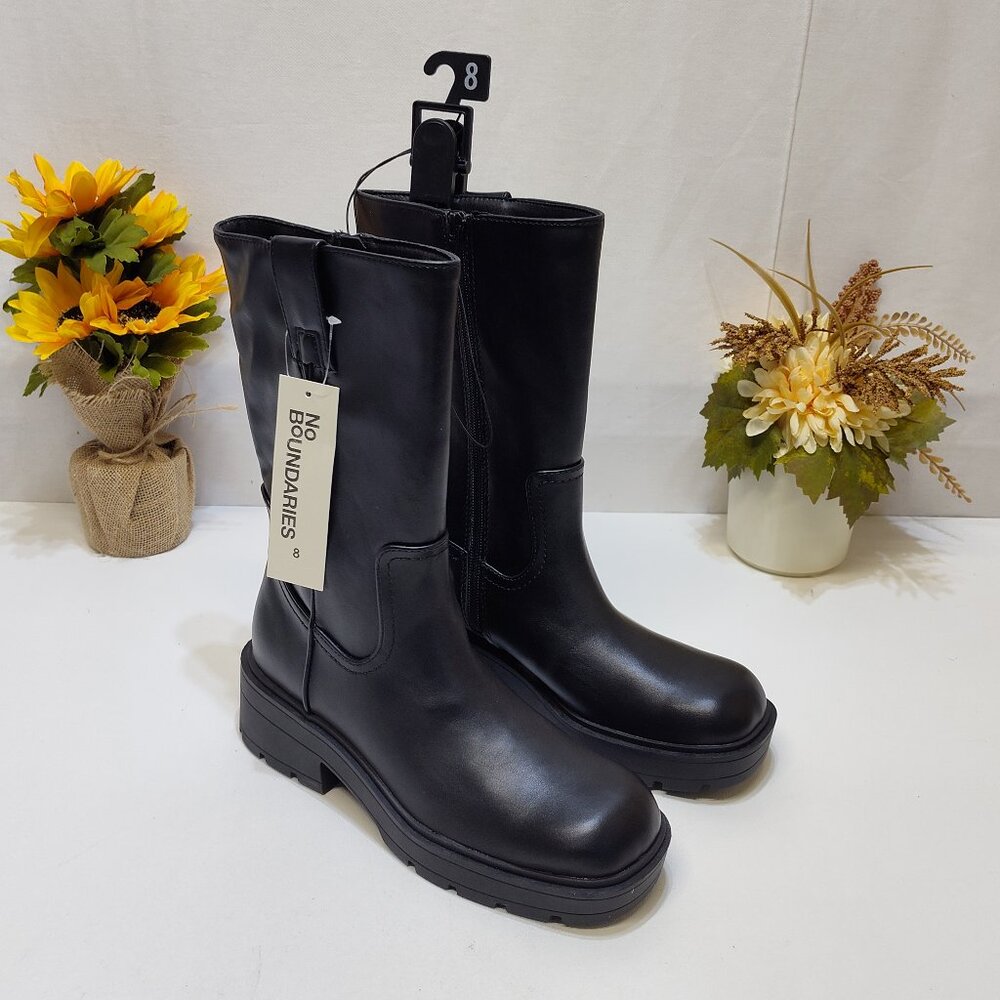 No Boundaries Lug Pull On Side Zip Boot 2.2" Heel True To Size WMNS US 8 NWT